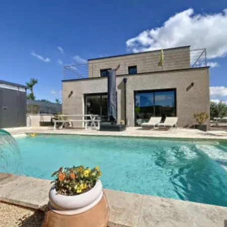 Holiday home Modern